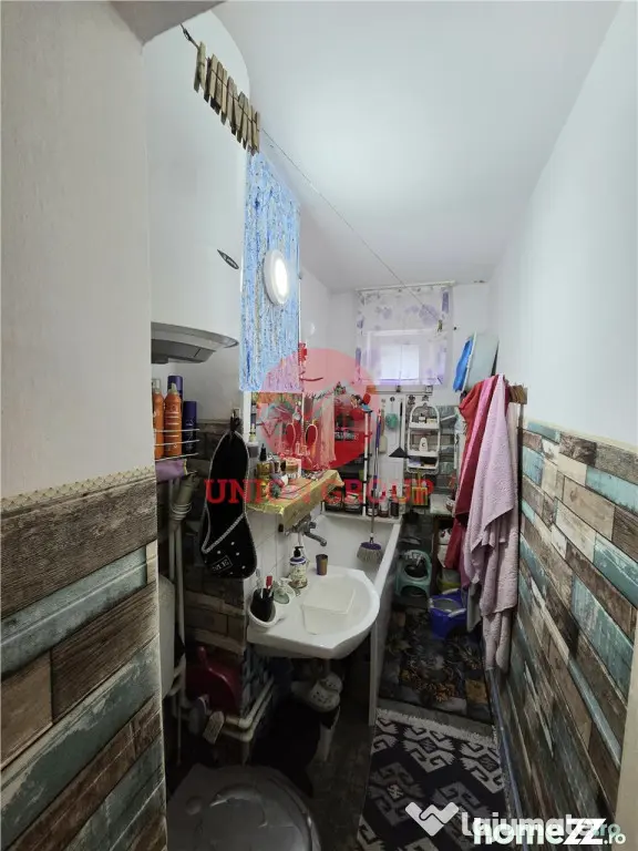 Apartament 3 Camere, Semidecomandat, Zona Piata Amzacea, Eta