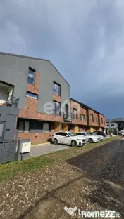 Duplex cu Acces la Piscină și Grădină | Tunari 