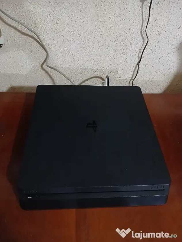 Playstation 4 Slim - 500GB