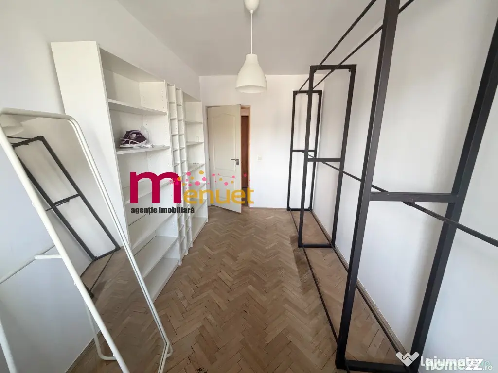 Apartament 3 camere,strada Babadag,etaj 3