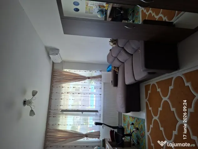 Apartament de vânzare mobilat