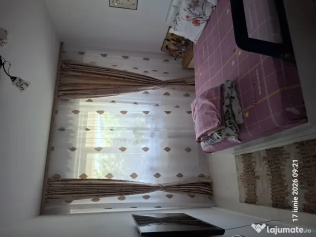 Apartament de vânzare mobilat