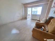 Apartament 3 camere, etaj 1, Costesti, Arges. 0% Comision