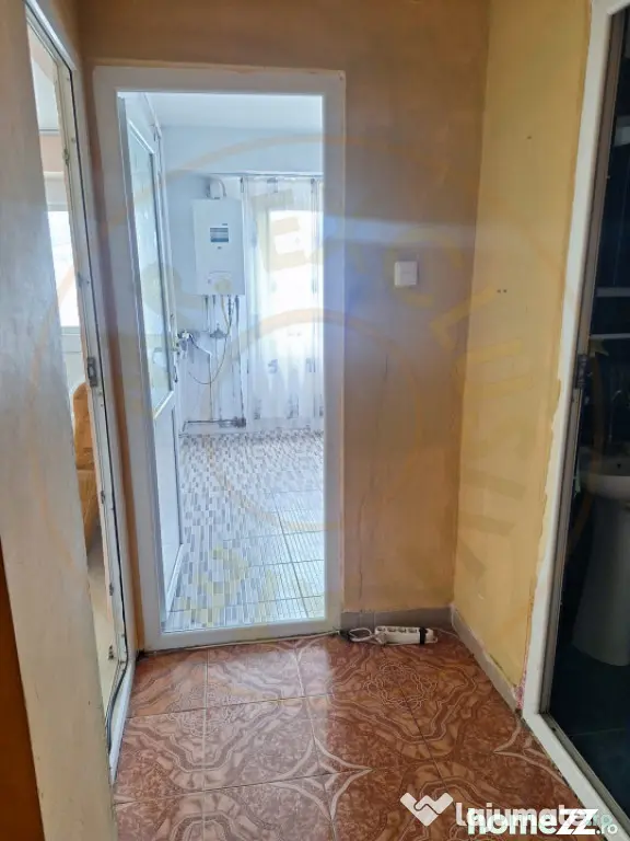 Apartament 3 camere, etaj 1, Costesti, Arges. 0% Comision