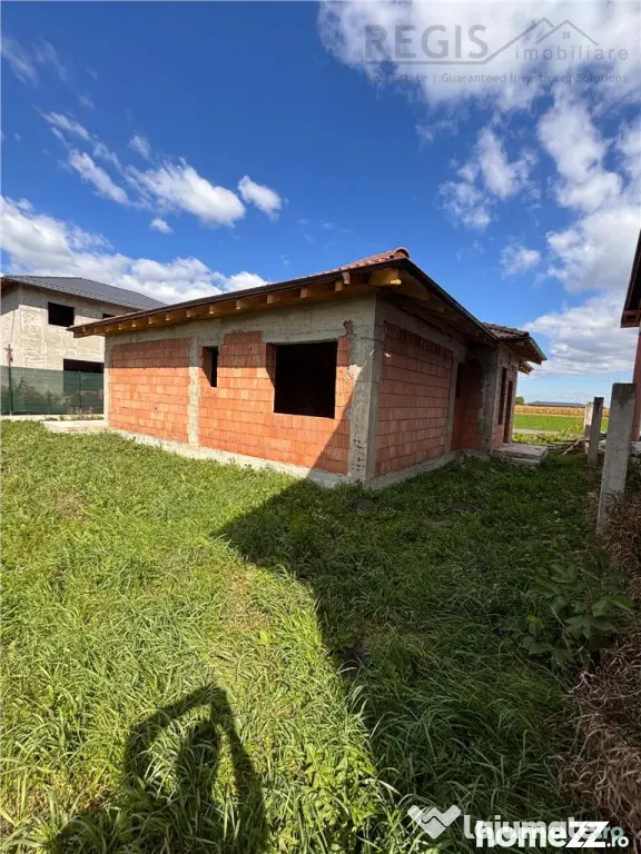 Casa nefinalizata de in Stupini - Brasov (Brasov)