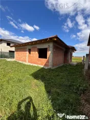 Casa nefinalizata de in Stupini 