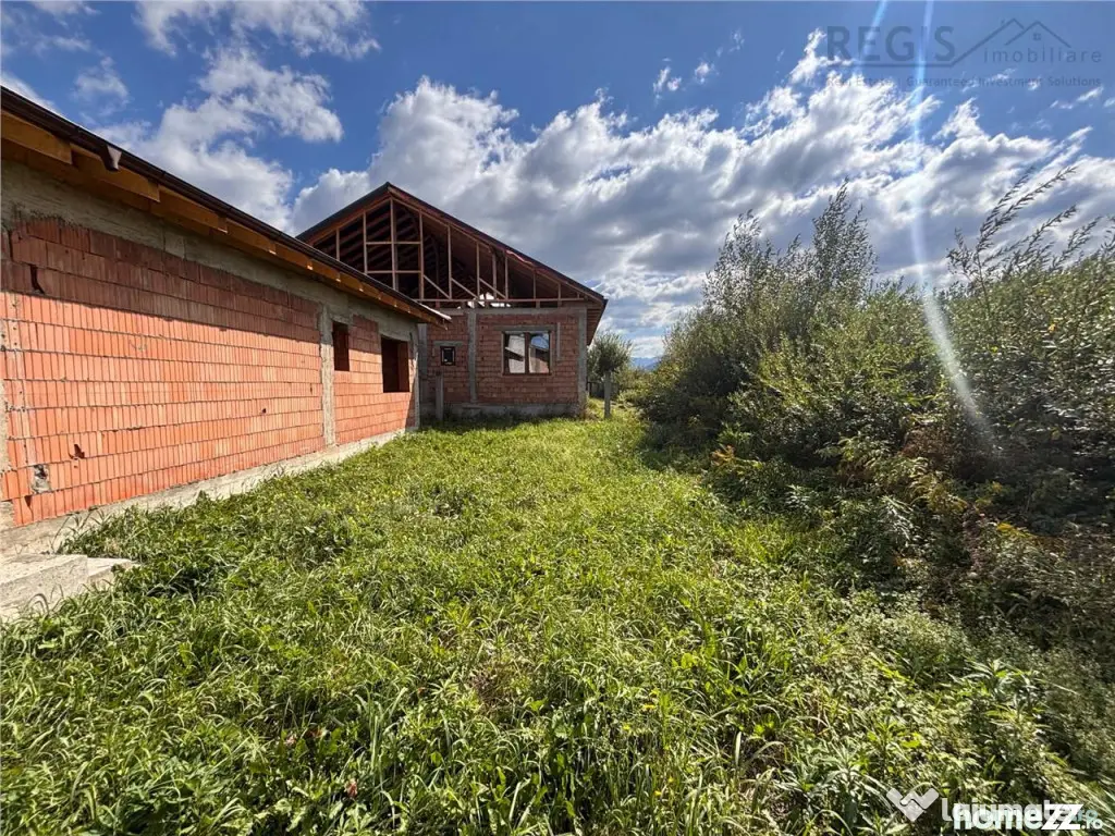Casa nefinalizata de in Stupini - Brasov (Brasov)