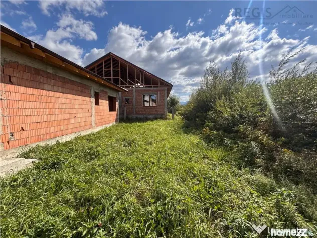 Casa nefinalizata de in Stupini - Brasov (Brasov)