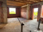 Casa nefinalizata de in Stupini 