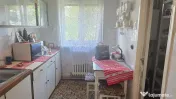 Vand apartament 4 camere decomandat in Deva, Politia Judet, et. 1