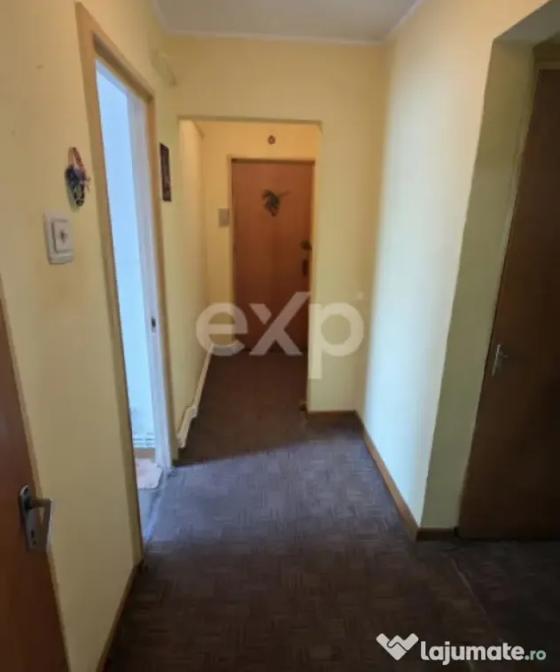 Vând apartament 3 camere Pitesti Gavana 3