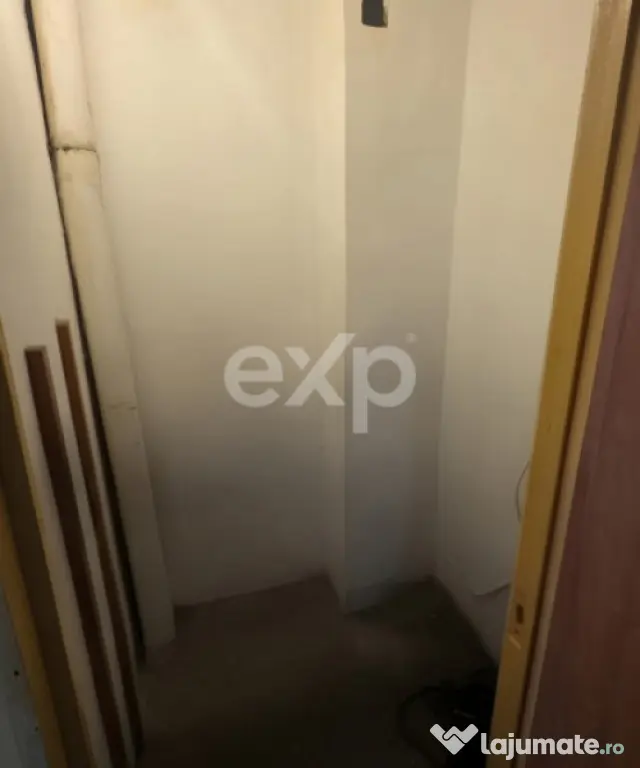 Vând apartament 3 camere Pitesti Gavana 3