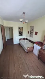 Vând apartament 3 camere Pitesti Gavana 3 