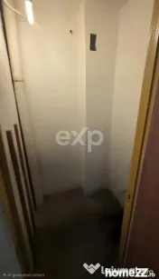 Vând apartament 3 camere Pitesti Gavana 3 