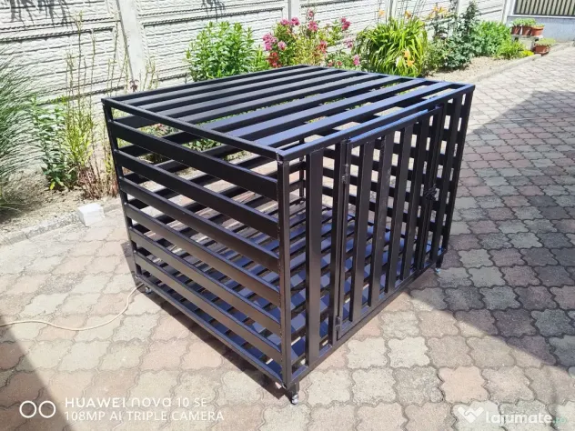 Țarc/Cușcă fier sudata și vopsită cu balamale și lacăt