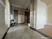 APARTAMENT DE VANZARE CU 3 CAMERE ,DECOMANDAT SITUAR IN ZON