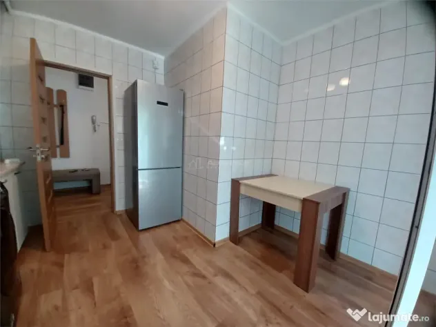 2 Camere Unirii Rond Alba Iulia- Burebista