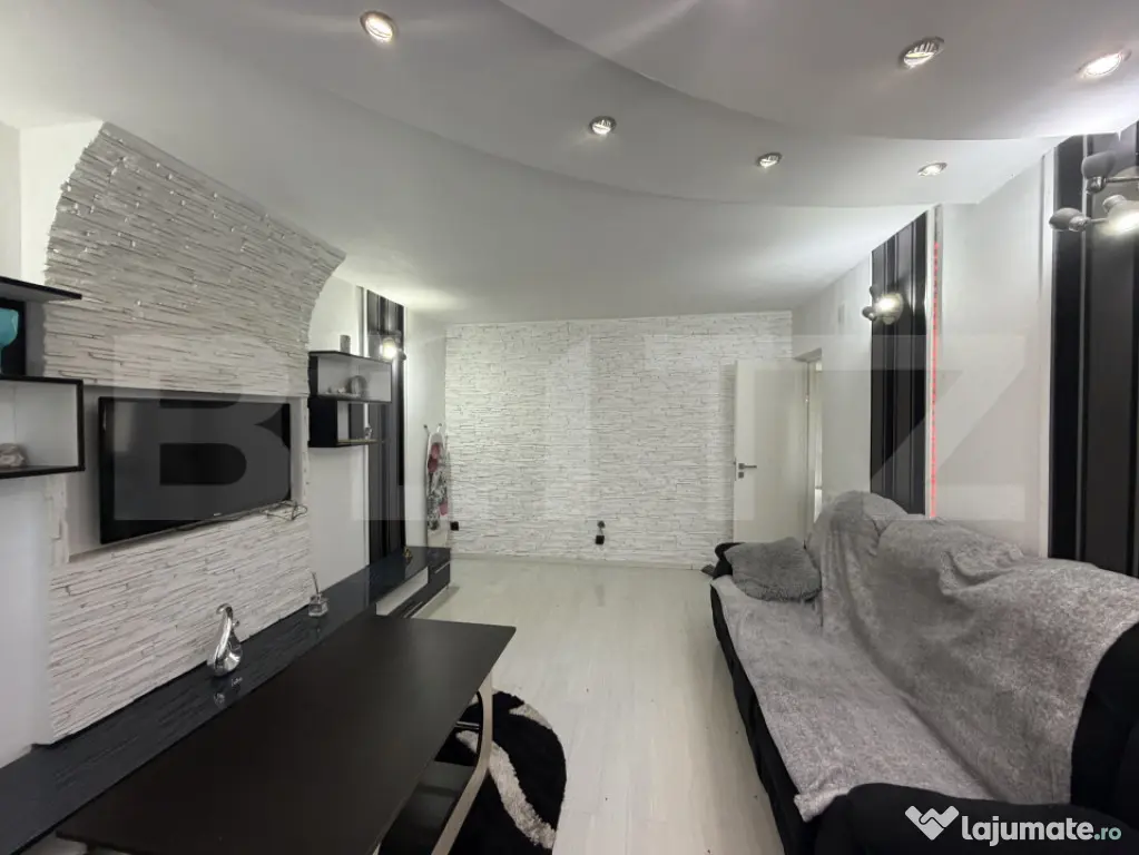 Apartament 2 camere decomandat , 60 mp , zona Spiru Haret