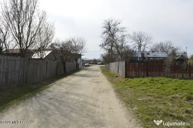 Suseni - Teren intravilan rezidential, suprafata 4000 mp