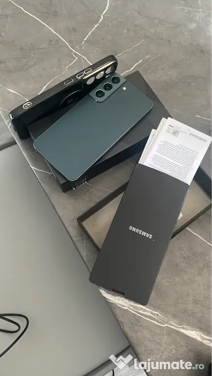 Vând Samsung S 22