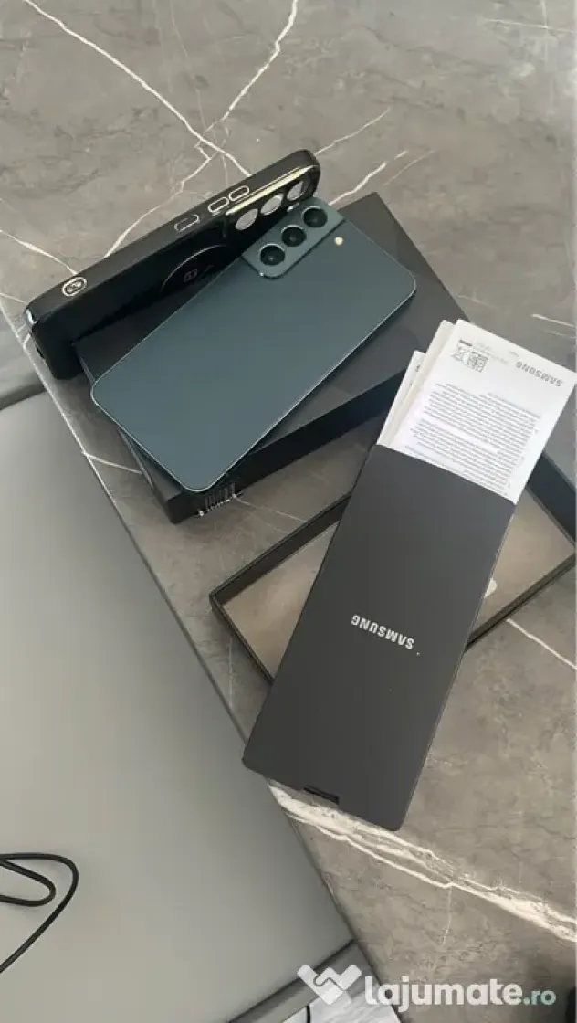 Vând Samsung S 22