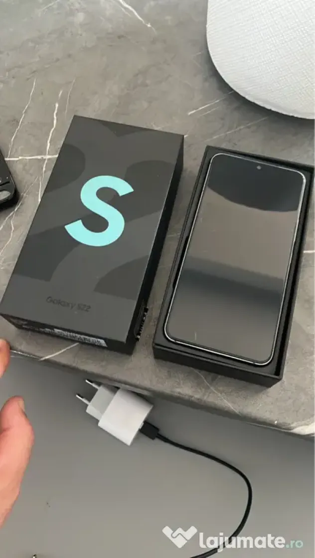 Vând Samsung S 22