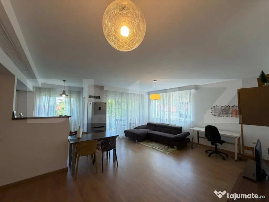 Apartament cu 3 camere si garaj Zorilor