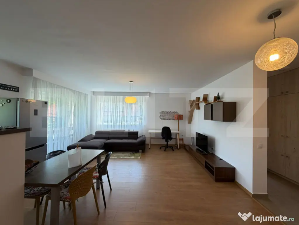 Apartament cu 3 camere si garaj Zorilor