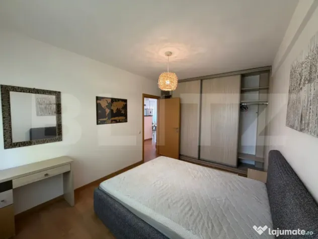 Apartament cu 3 camere si garaj Zorilor