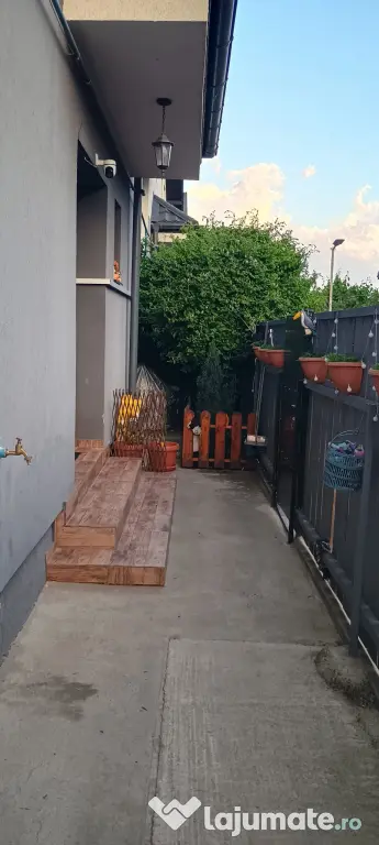 Casa/vila de vanzare 5 camere, Magurele granita cu Bucuresti