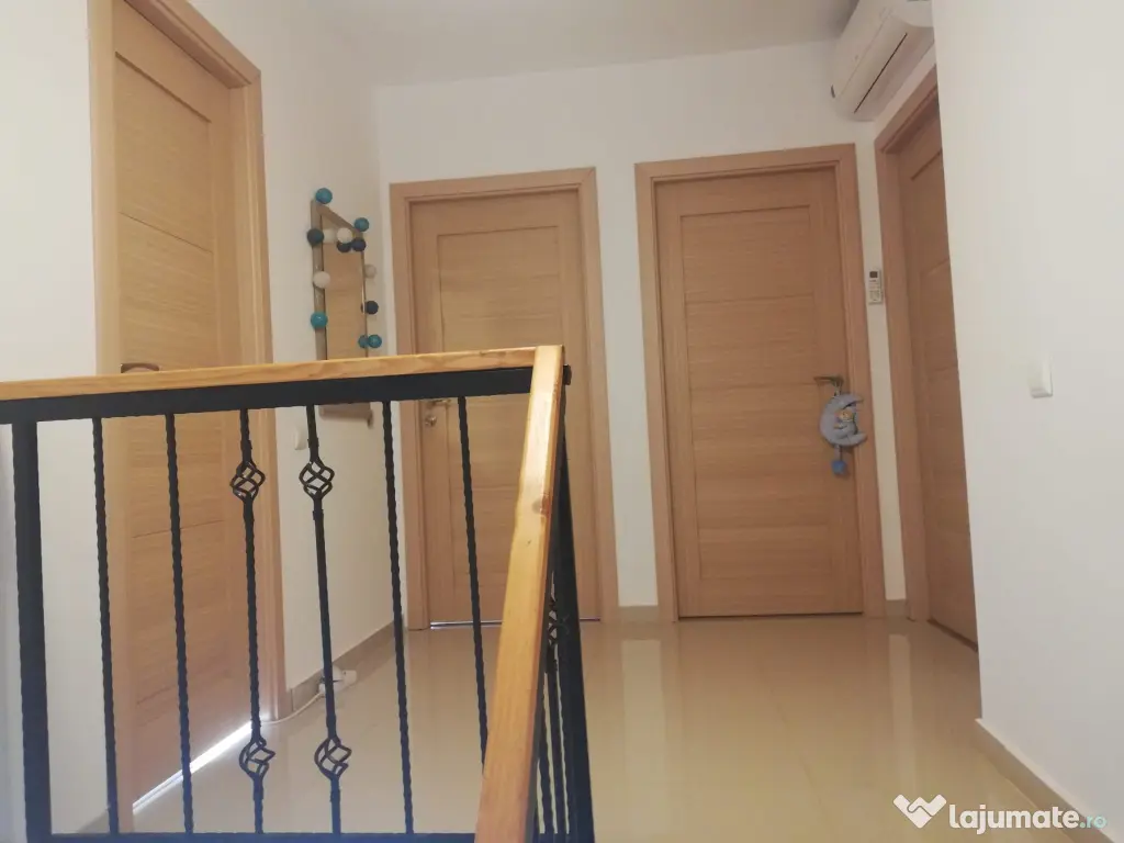 Casa/vila de vanzare 5 camere, Magurele granita cu Bucuresti