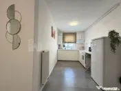 Apartament 2 camere spațios, 70 mp utili, parcare+boxa -...