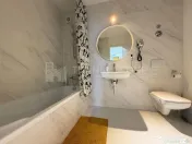 Apartament 2 camere spațios, 70 mp utili, parcare+boxa -...