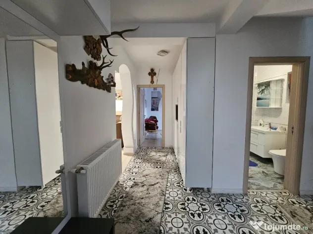 Vila cu 5 camere si teren propriu, metrou Anghel Saligny