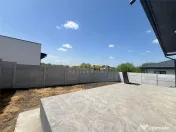 CASA PARTER-4 CAMERE-2 BAI-TEREN 353MP