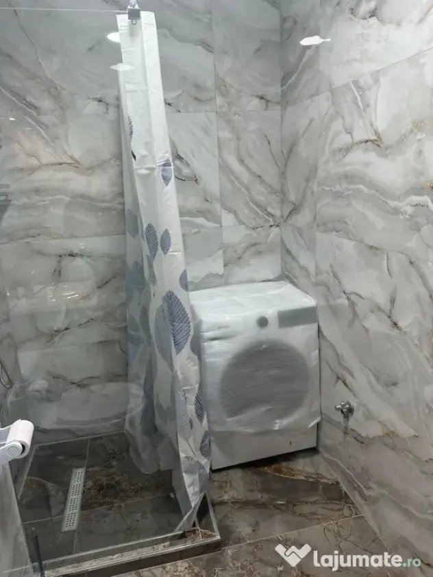 Apartament de închiriat 2 camere decomandat, bucătărie 18mp, Craiovița Nouă
