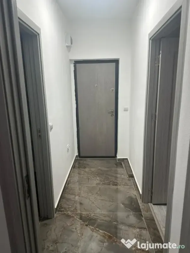 Apartament de închiriat 2 camere decomandat, bucătărie 18mp, Craiovița Nouă