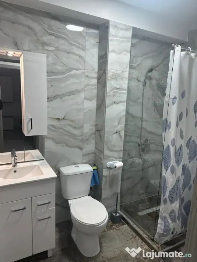 Apartament de închiriat 2 camere decomandat, bucătărie 18mp, Craiovița Nouă