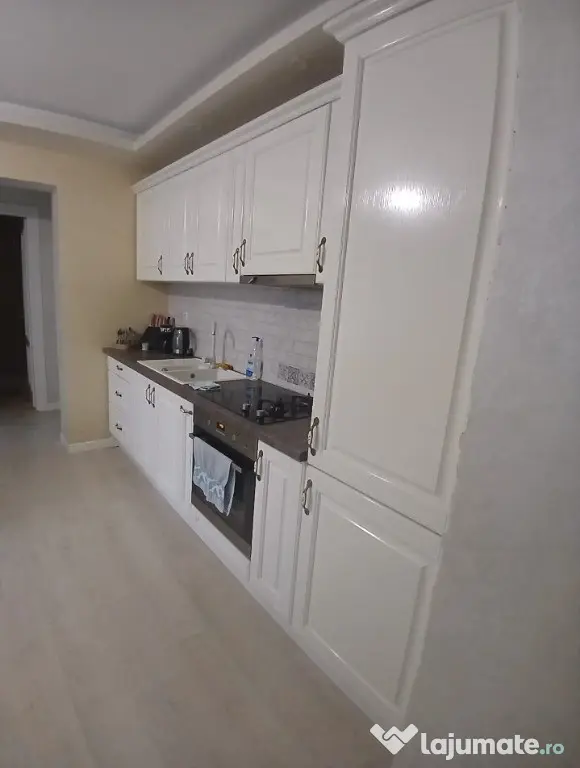 Apartament Cu 2 Camere Semidecomandate Etaj 1 Zona Ultracentrala