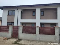 Case cuplate de vanzare Com Berceni 