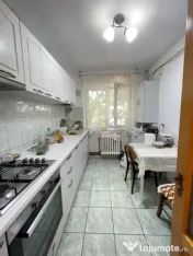 Apartament 3 camere-Podu Ros-Liceul Racovita-etaj 2