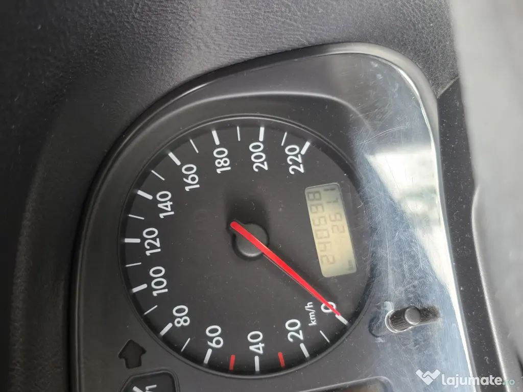 Golf 4 2002 1.4 benzina; AC functional