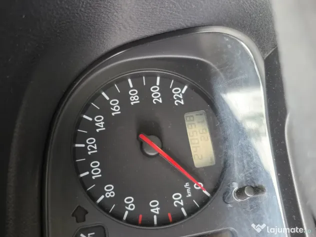 Golf 4 2002 1.4 benzina; AC functional