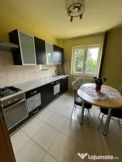 Vand apartament 2 camere decomandat in Deva, Bld. Balcescu, et 2