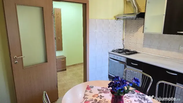 Vand apartament 2 camere decomandat in Deva, Bld. Balcescu, et 2