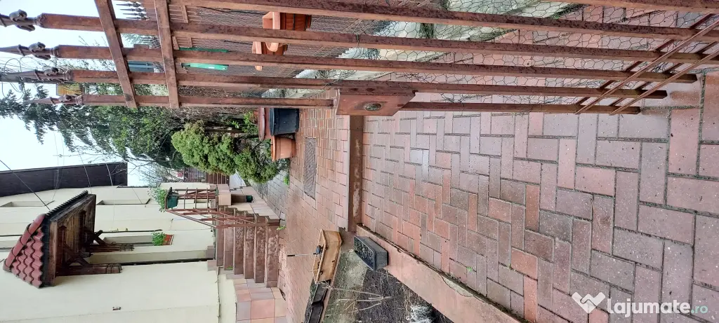 ofer spre inchiriere garsoniera la casa