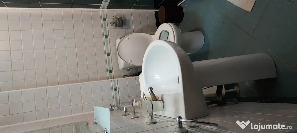 ofer spre inchiriere garsoniera la casa