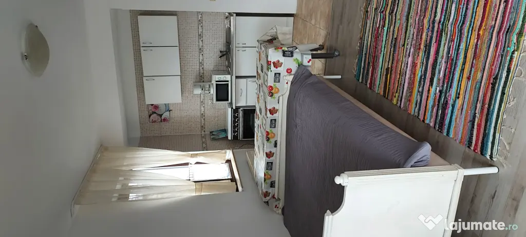 ofer spre inchiriere garsoniera la casa