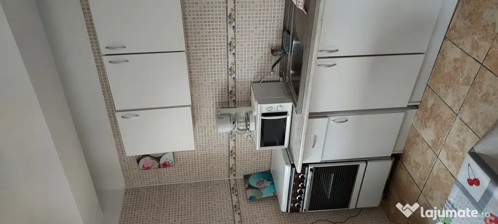 ofer spre inchiriere garsoniera la casa