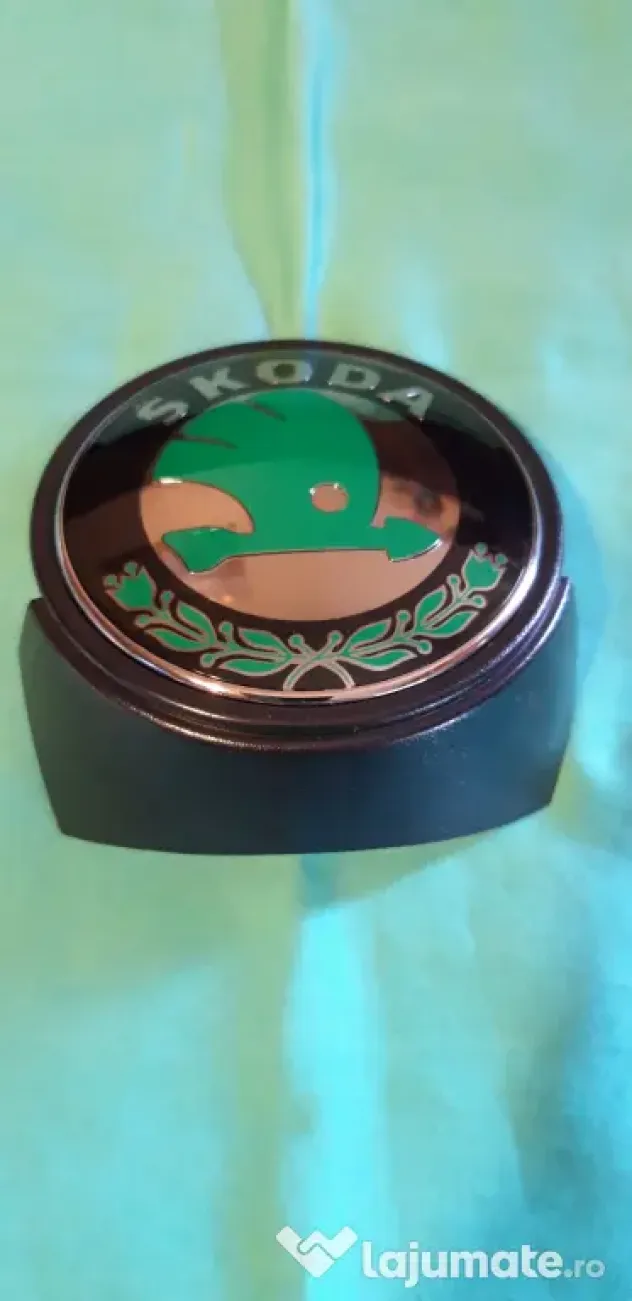 Emblema fata Skoda